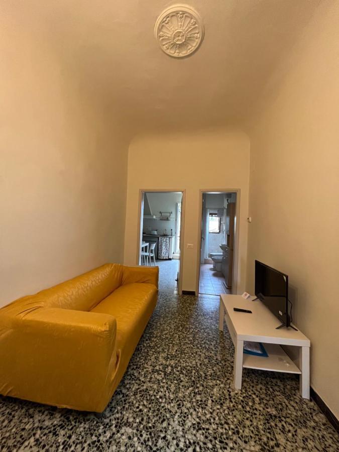 Apartment Dalla Mirella フィレンツェ エクステリア 写真