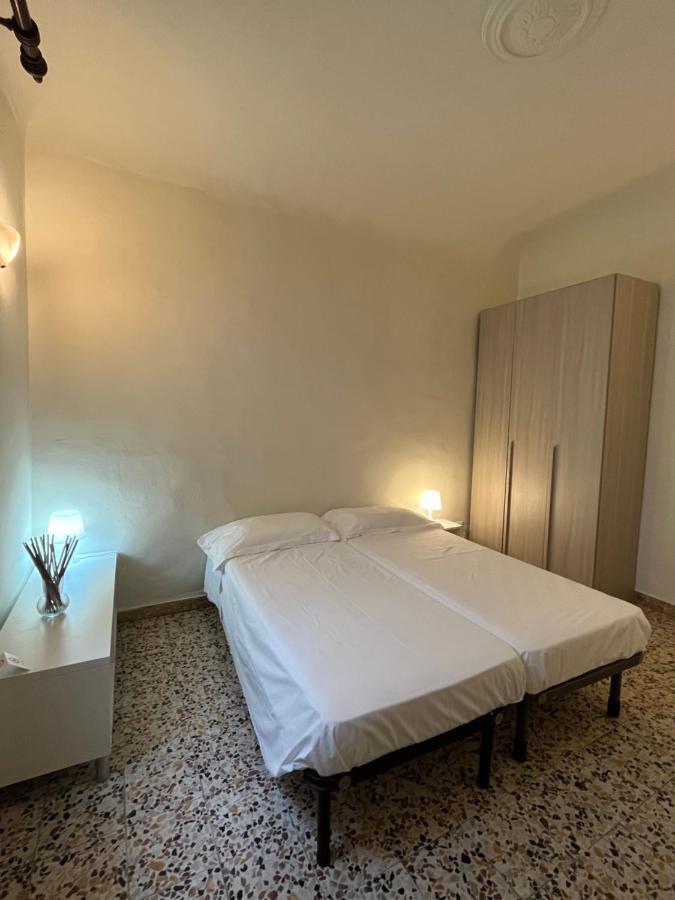 Apartment Dalla Mirella フィレンツェ エクステリア 写真